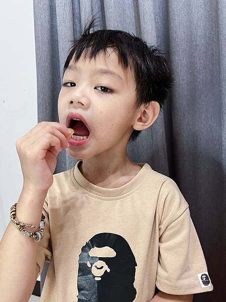 小孩的最愛~挪威北極熊兒童魚油 試用
