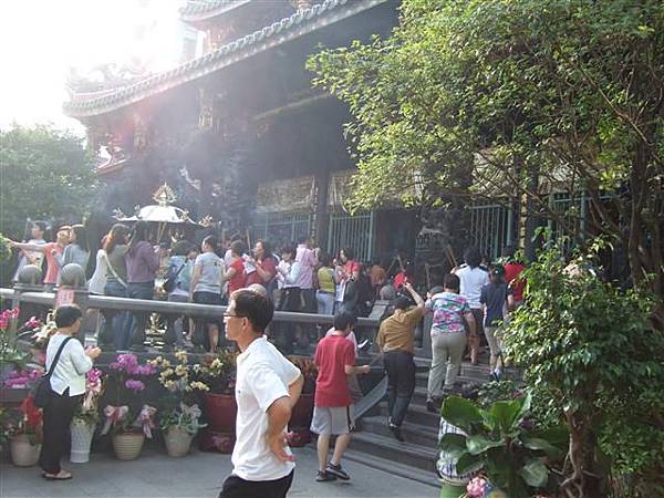 Lungshan Temple  (3).JPG