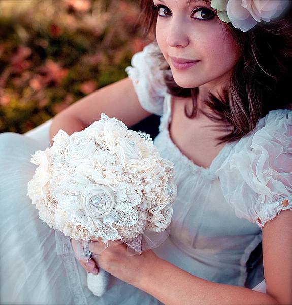 蕾絲捧花 Lace Bouquet