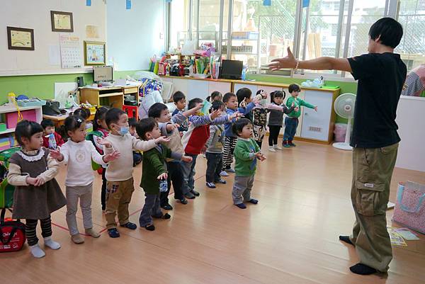 安君兒幼稚園日僑班タンポポ英文課