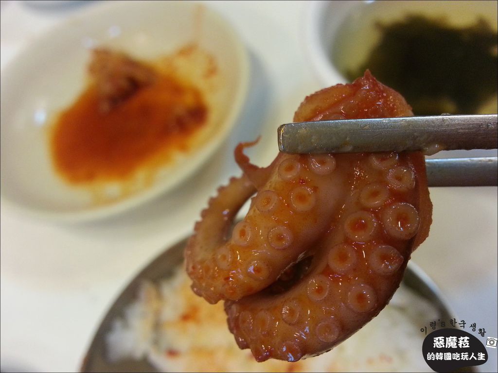 【仁寺洞/鐘閣 흥부네】鐵盤小章魚 (又辣又好吃、無敵下飯！)─巷弄間的好味道 인사동/종각 맛집