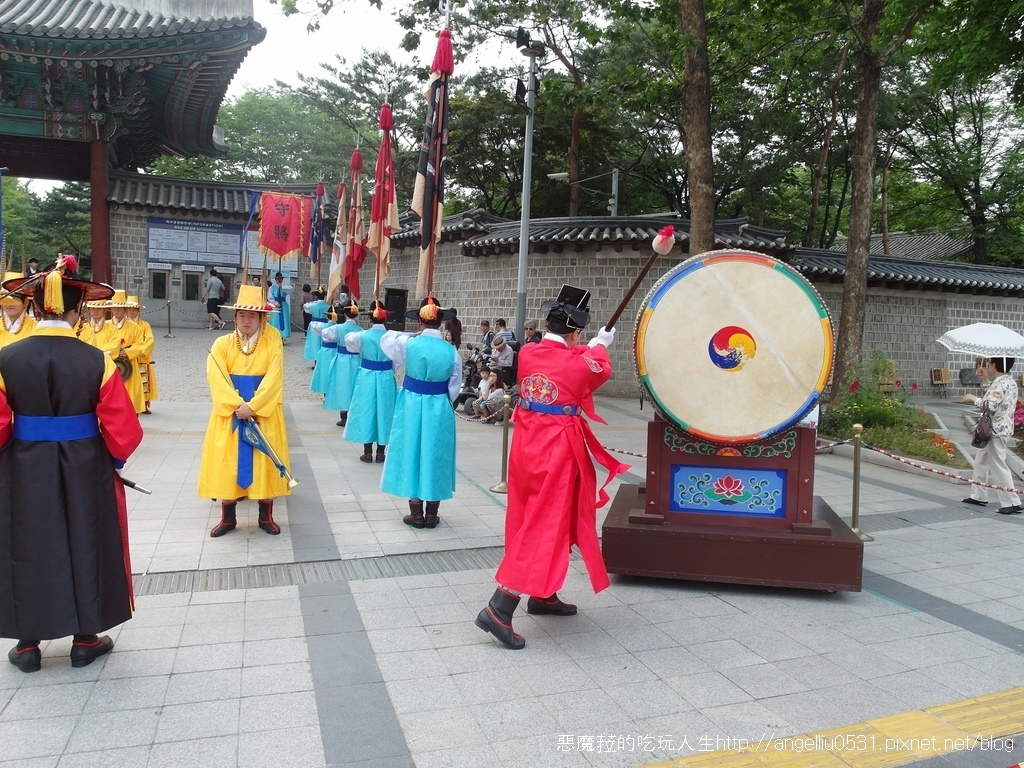 市廳│德壽宮+石造殿+貞洞展望台『一千韓元半日出遊記』~(덕수궁+석조전+정동 전망대)