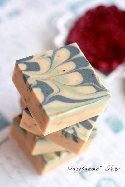 小麥胚芽楊甘菊母乳皂