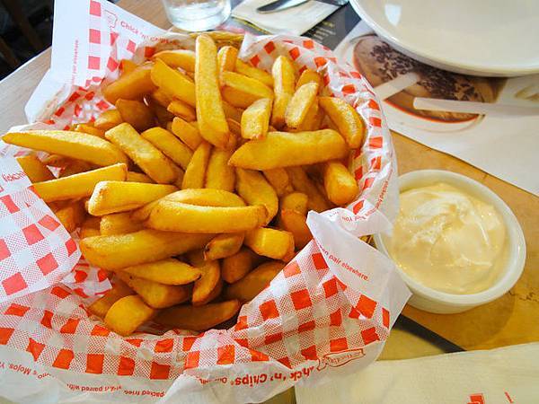 這叫Basket of Belgian Fries比利時薯...