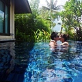 kissing in the pool