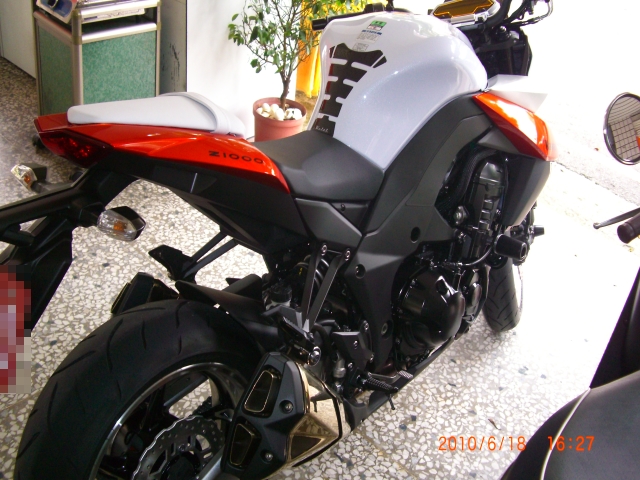 2010 Kawasaki Z1000 - 5