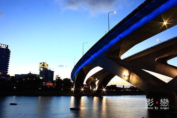 藍色大橋