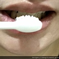 新加坡牙膏牙精