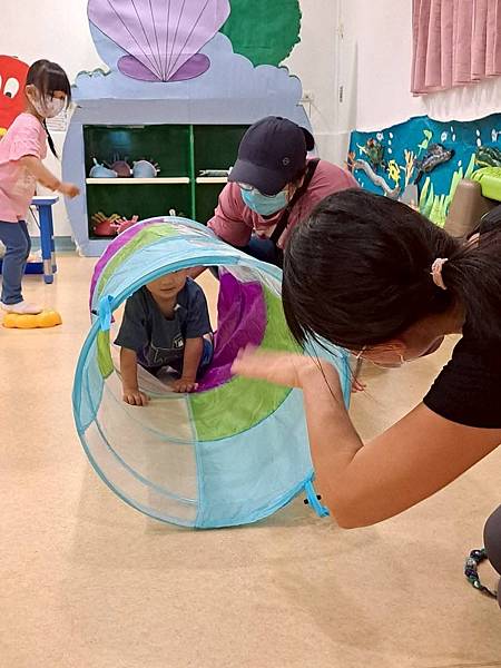 【說故事活動紀錄】《肚臍的洞洞》 【說故事活動紀錄】《肚臍的洞洞》