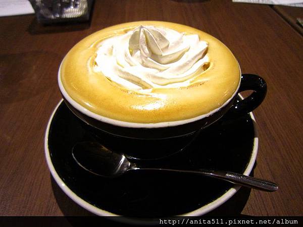 4Mano CAFFÉ 4Mano CAFFÉ