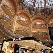 拉法葉百貨公司- Galerie Lafayette.JPG