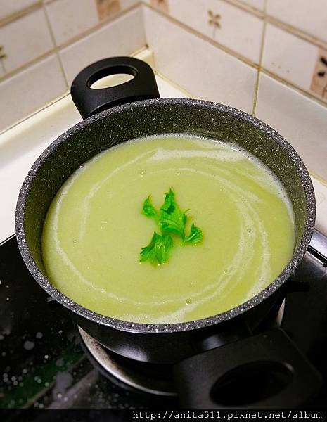 芹菜濃湯 芹菜濃湯