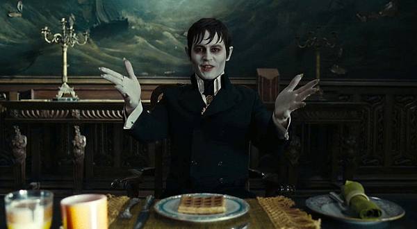 johnny-depp-as-barnabas-collins-in-dark-shadows