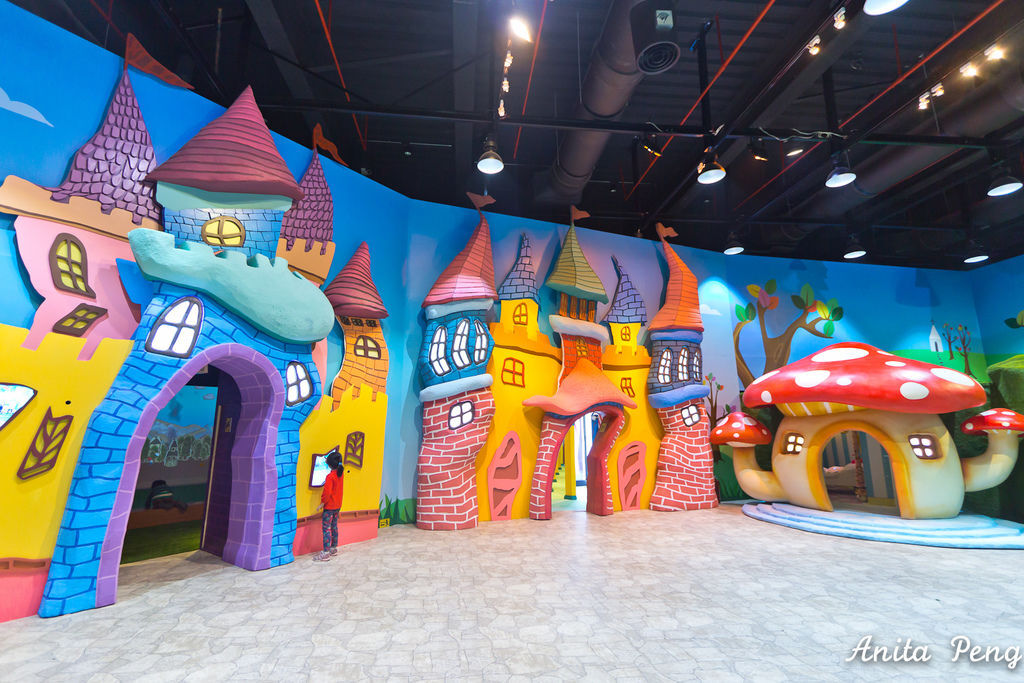 【展覽．台北】翻轉吧！顛倒屋特展～顛倒屋、精靈樹屋、蘑菇屋及矮人洞像是來到了奇幻世界，超適合親子的展覽！ @ 史努比的吃喝玩樂 :: 痞客邦 PIXNET ::