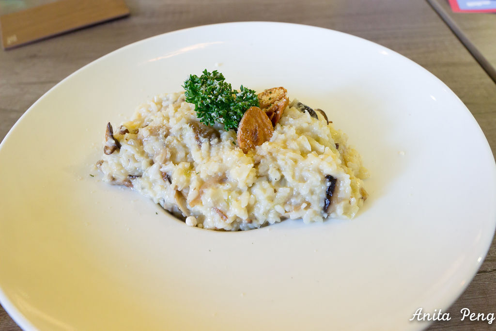 IMG_9586.jpg IMG_9586.jpg