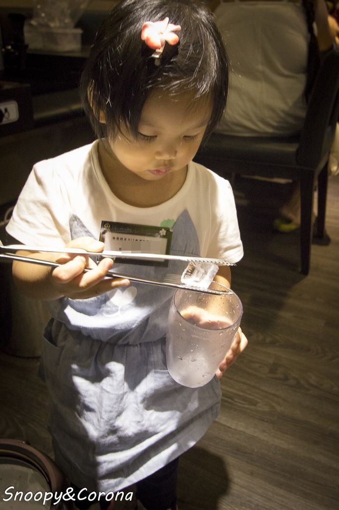 IMG_2779-50.jpg IMG_2779-50.jpg