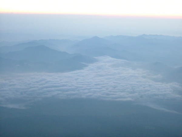 雲層很厚