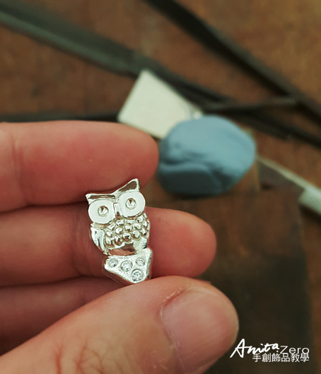 AZ教學_金工_鑲嵌圓鑽小包鑲