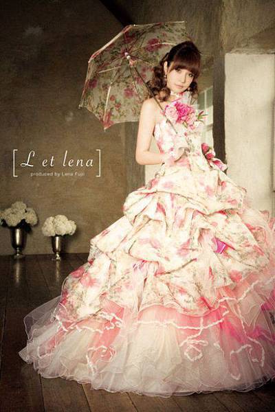 Lena 藤井莉娜.jpg