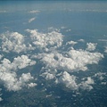 雲層底下是日本
