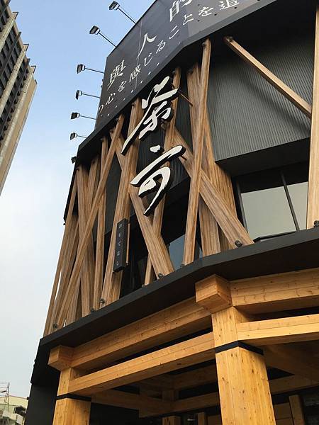 IMG_3496.jpg IMG_3496.jpg