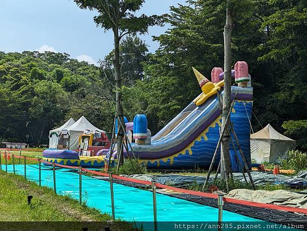 西湖渡假村-親子渡假好所在、歐洲花園廣場、表演秀、恐龍、泡泡