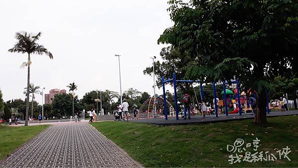 運動中心04.jpg 運動中心04.jpg