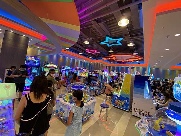 玩 新北 新莊宏匯廣場honhui Plaza Vr體驗 湯姆熊 小孩好開心 甜蜜的家庭 痞客邦