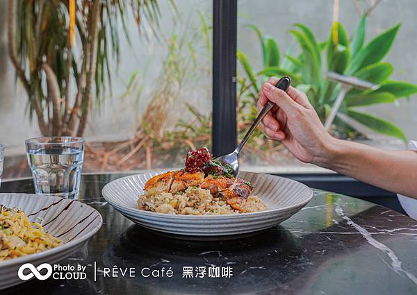 RÊVE Café 黑浮咖啡｜南霸天 高人氣早午餐 咖啡 質