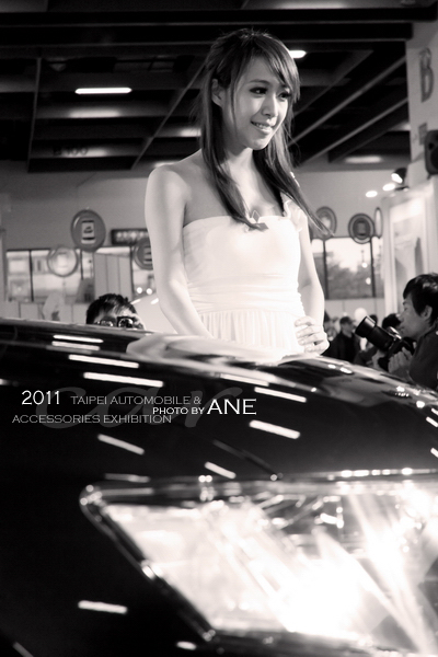 2011台北新車大展0214.JPG