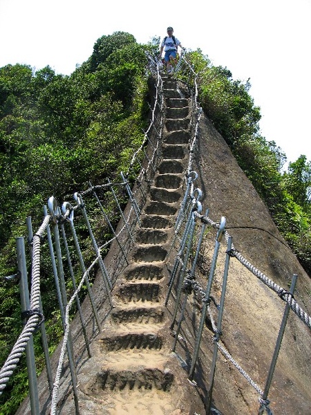 登普陀山頂陵線