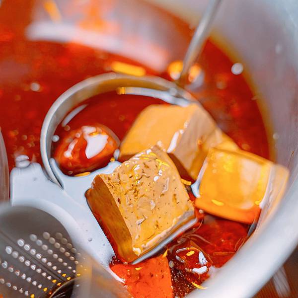 台北 中山區 撈啥鍋物 麻辣鴛鴦鍋 10.jpeg