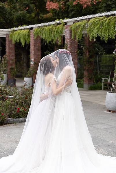 AMBER WEDDING婚紗攝影 Debra新秘妝髮造型 33.jpg