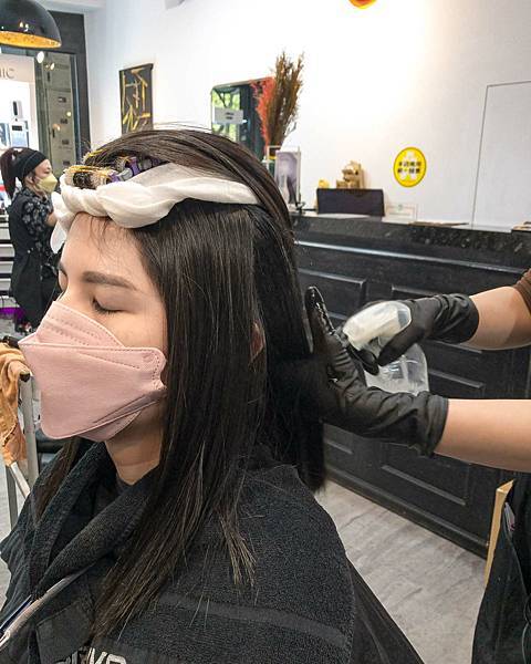 台北 士林區 Bravo Hair salon 縮毛矯正燙 直髮燙 4.jpeg