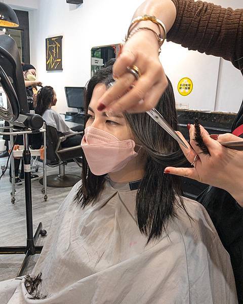 台北 士林區 Bravo Hair salon 縮毛矯正燙 直髮燙 6.jpg