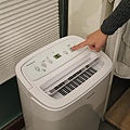 3C家電 TOSHIBA 東芝 高效型節能除濕機(RAD-B100T-W) 4.jpg