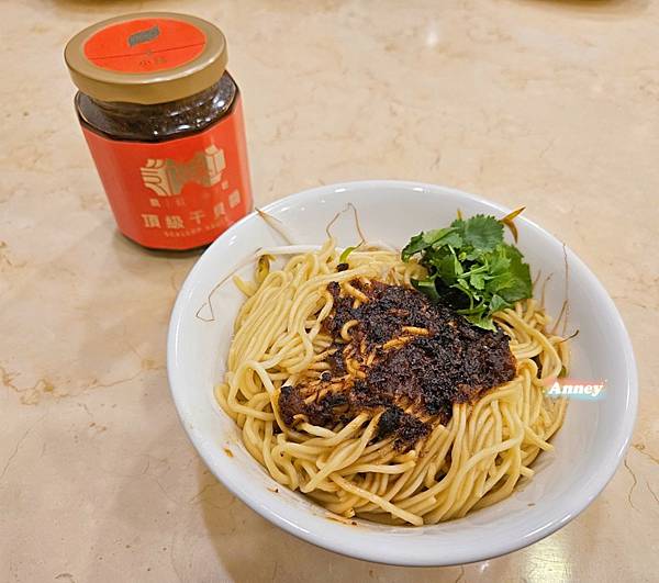 凱紅小吃店-台味餐酒館&頂級干貝醬 台式正港鵝肉傳統小吃專賣