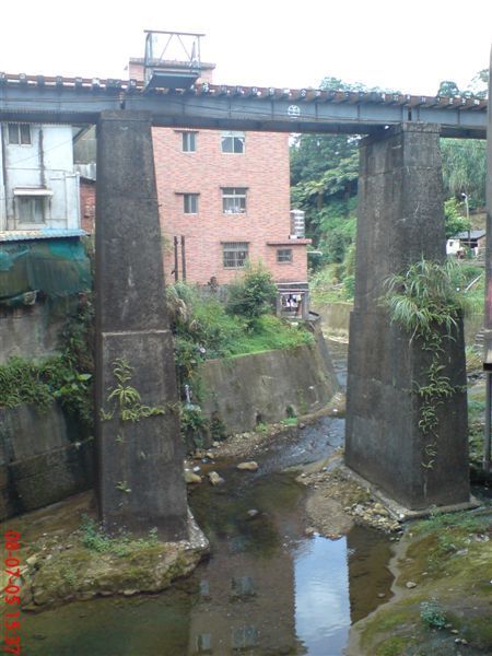 鐵橋