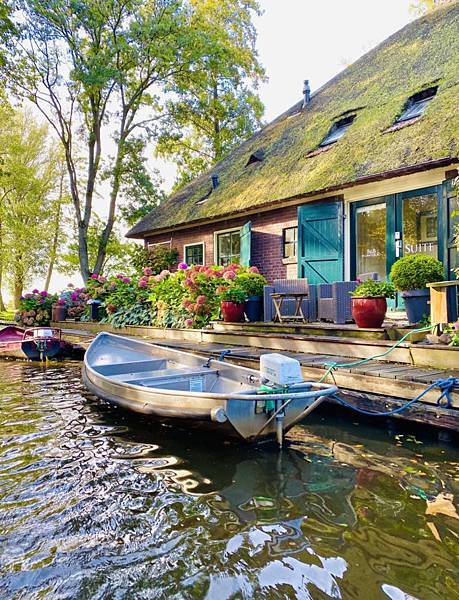 荷蘭-阿姆斯特丹 歐洲自助行(景點介紹)【羊角村 Giethoorn】目目愛旅行