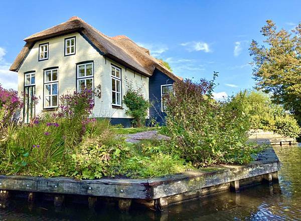 荷蘭-阿姆斯特丹 歐洲自助行(景點介紹)【羊角村 Giethoorn】目目愛旅行