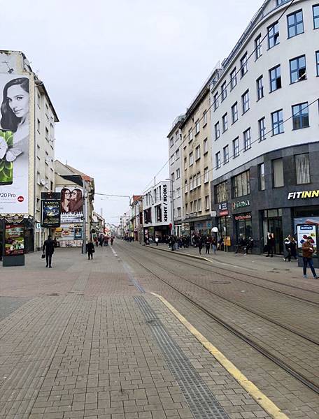 斯洛伐克 Slovakia 會跳舞的布拉提斯拉瓦 Bratislava 目目愛旅行