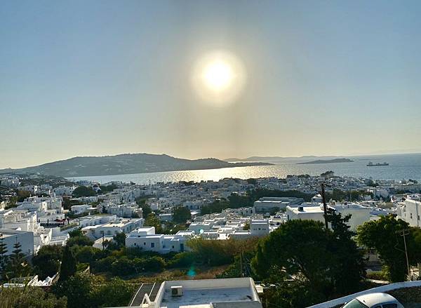 希臘自助行 米克諾斯 無敵夕陽美景餐廳 卡拉瓦基 Karavaki Restaurant 目目愛旅行