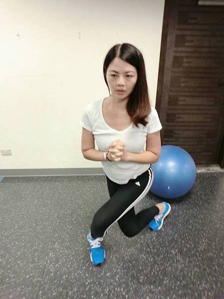 徒手lunge6.jpg