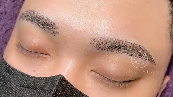 Annlala Beauty 仿真飄眉 男士飄眉 操作前後 (2).JPG