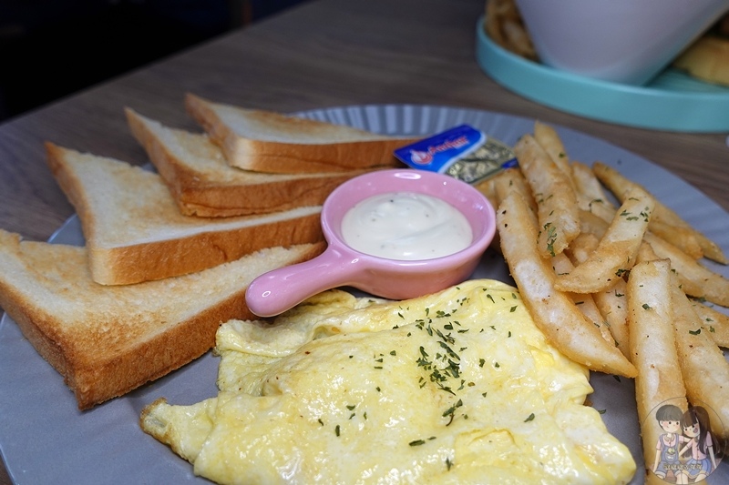 台南新營美食--  樸樂咖啡新營民權店 美味早午餐 輕食 菠