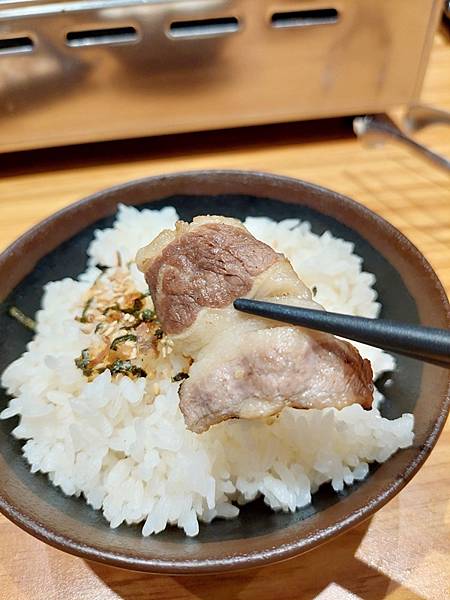 台南新營美食  花燒肉-【個人燒肉】新營店 湯品、飲料、小菜