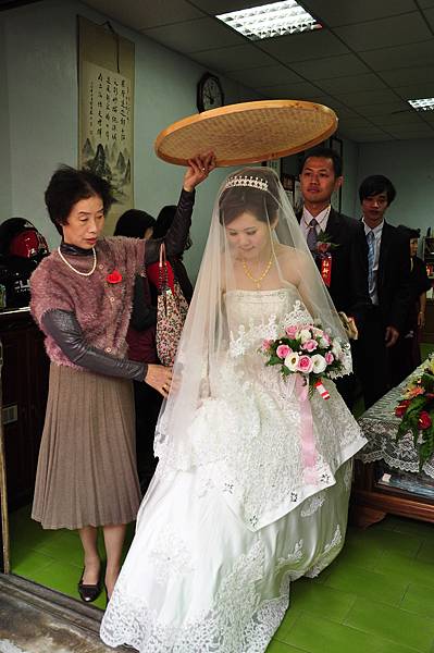Ann married (388).JPG