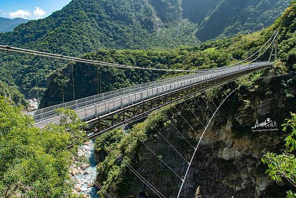 山月吊橋.jpg