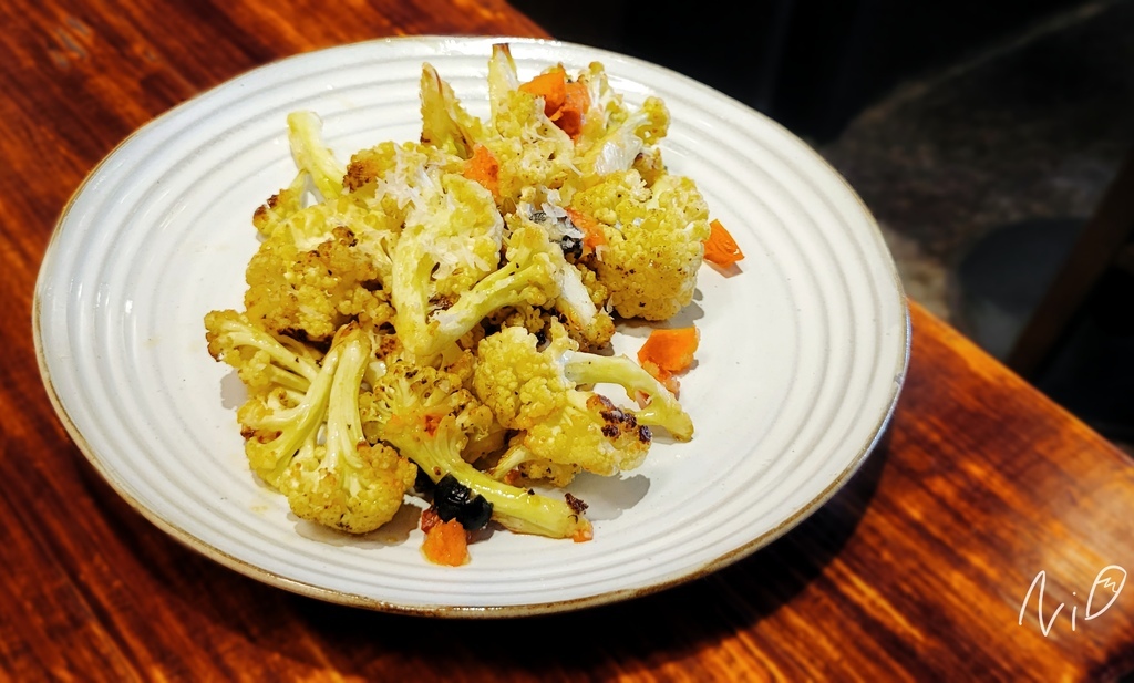 202211 [嘉義東區]小洋蔥Little Onion「烤白花椰菜」