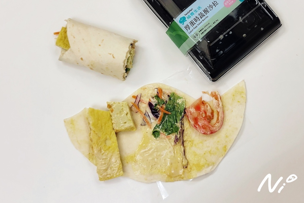 202504 全家Family Mart【植覺生活】厚蛋時蔬握沙拉